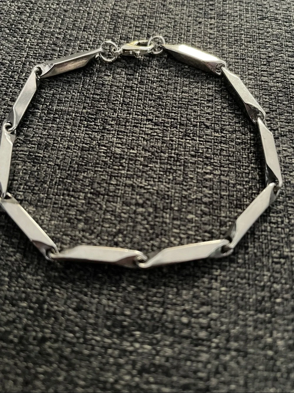 Sleek Silver Geometric Link Bracelet, New - Picture 3 of 8